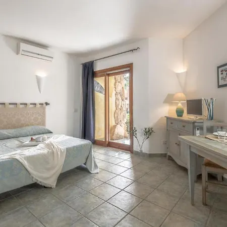 Tranquil Palau Green Village Studio Sleeps 2 Plus A Child Bed Possible Num 0476 Appartamento