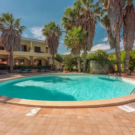 Tranquil Palau Green Village Studio Sleeps 2 Plus A Child Bed Possible Num 0476