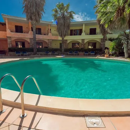 Tranquil Palau Green Village Studio Sleeps 2 Plus A Child Bed Possible Num 0476 Appartamento